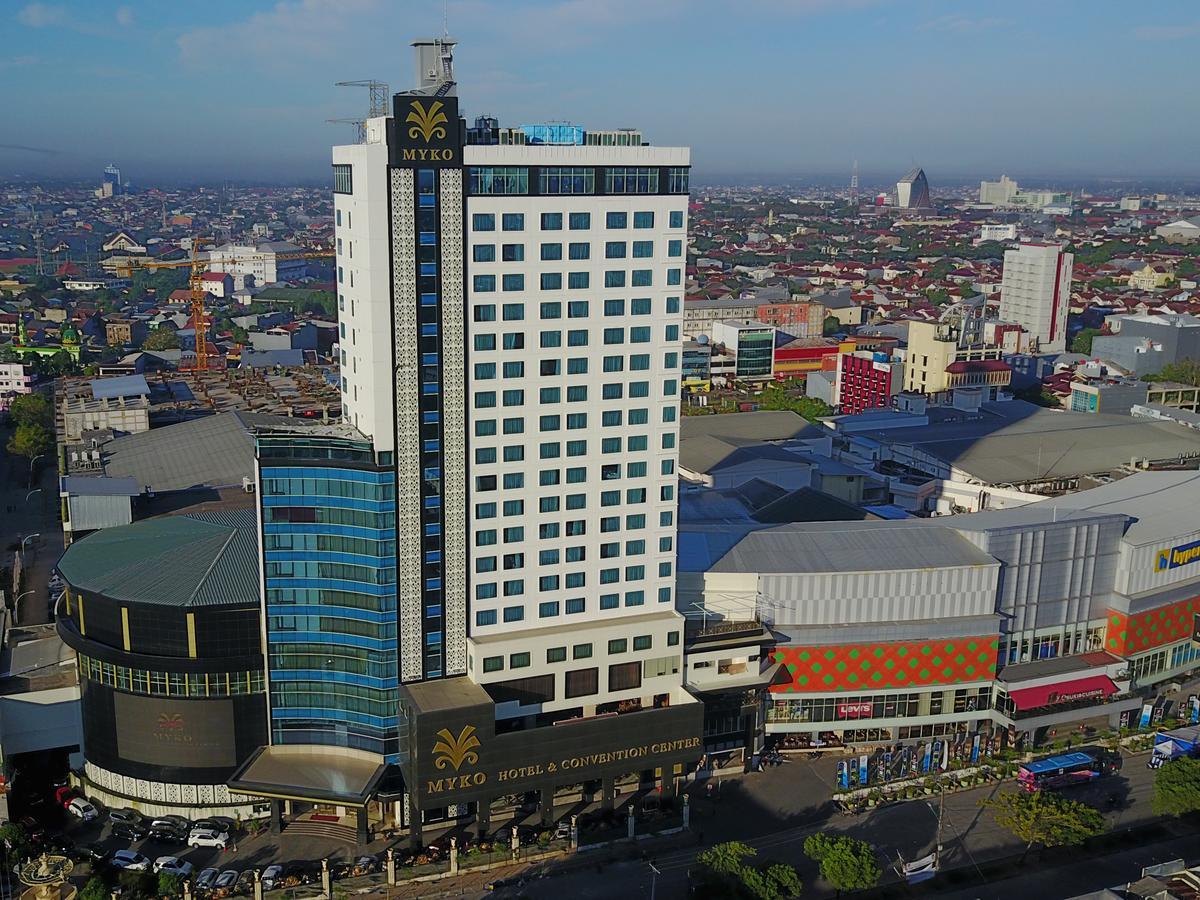 Myko Hotel & Convention Center Makasar Exteriér fotografie